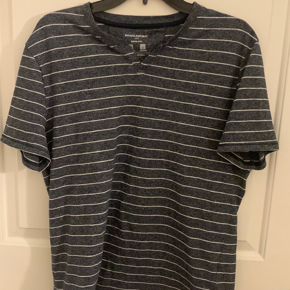 Banana Republic “Breathable Quick Dry” Striped Tee- Large